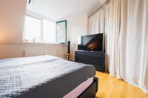 Wohnen auf höchstem Niveau: DG-Maisonette mit 6,5 Zimmern, Wellnessbad & Garten – leerstehend! – Die vollständige Adresse der Immobilie erhältst du vom Anbieter., 46045 Styrum, Oberhausen – Vorschaubild 8