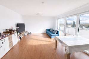 Helle, modernisierte 3-Zimmer-Wohnung mit Einbauküche und Balkon mit Fernsicht – Die vollständige Adresse der Immobilie erhältst du vom Anbieter., 70619 Riedenberg, Stuttgart – Vorschaubild 4