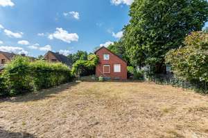 Großzügiges Einfamilienhaus mit großem Grundstück in bester Lage von Hamburg-Jenfeld – Die vollständige Adresse der Immobilie erhältst du vom Anbieter., 22043 Jenfeld, Hamburg – Vorschaubild 23