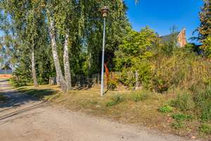 Ruhig und idyllisch am Dorfteich gelegenes großes Grundstück mit Haus zum Träume verwirklichen! – Die vollständige Adresse der Immobilie erhältst du vom Anbieter., 15377 Märkische Höhe – Vorschaubild 3