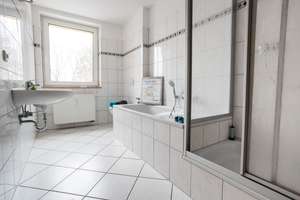 Uni-Nähe & kurze Wege: Helle 2-Raum-Wohnung in Magdeburg – Lüneburger Straße 25, 39106 Alte Neustadt, Magdeburg – Vorschaubild 9