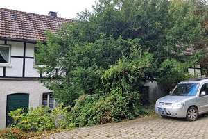 Historischer Charme trifft moderne Nutzung:
Charmantes Fachwerkhaus mit Gewerbefläche – Die vollständige Adresse der Immobilie erhältst du vom Anbieter., 57368 Lennestadt – Vorschaubild 1