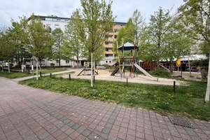 3-Zi.-Obergeschosswohnung mit Balkon, Aufzug und Gartennutzung in Toplage – Die vollständige Adresse der Immobilie erhältst du vom Anbieter., 70191 Nordbahnhof, Stuttgart – Vorschaubild 4
