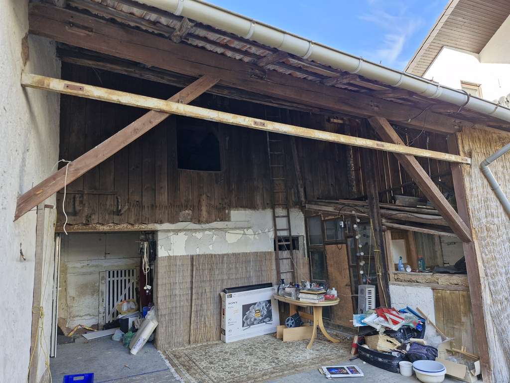 Immobilie in Schönau - Sanierungsbedürftiges Haus für Handwerker in zentraler Lage - Bild 2
