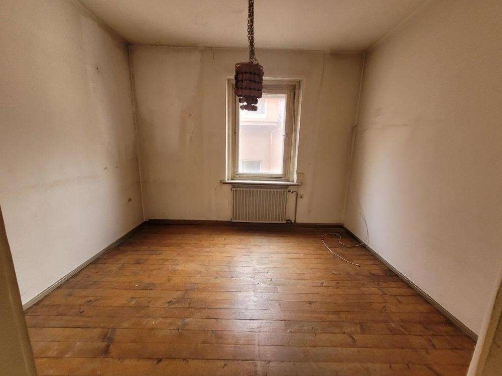 Renovierungsbedürftig, im Zentrum Nähe MAN/Everllence gelegen, Augsburg – Bild 4