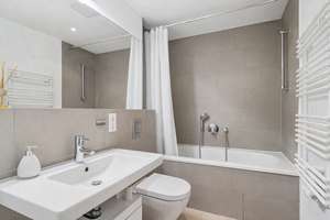 Property thumbnail 6