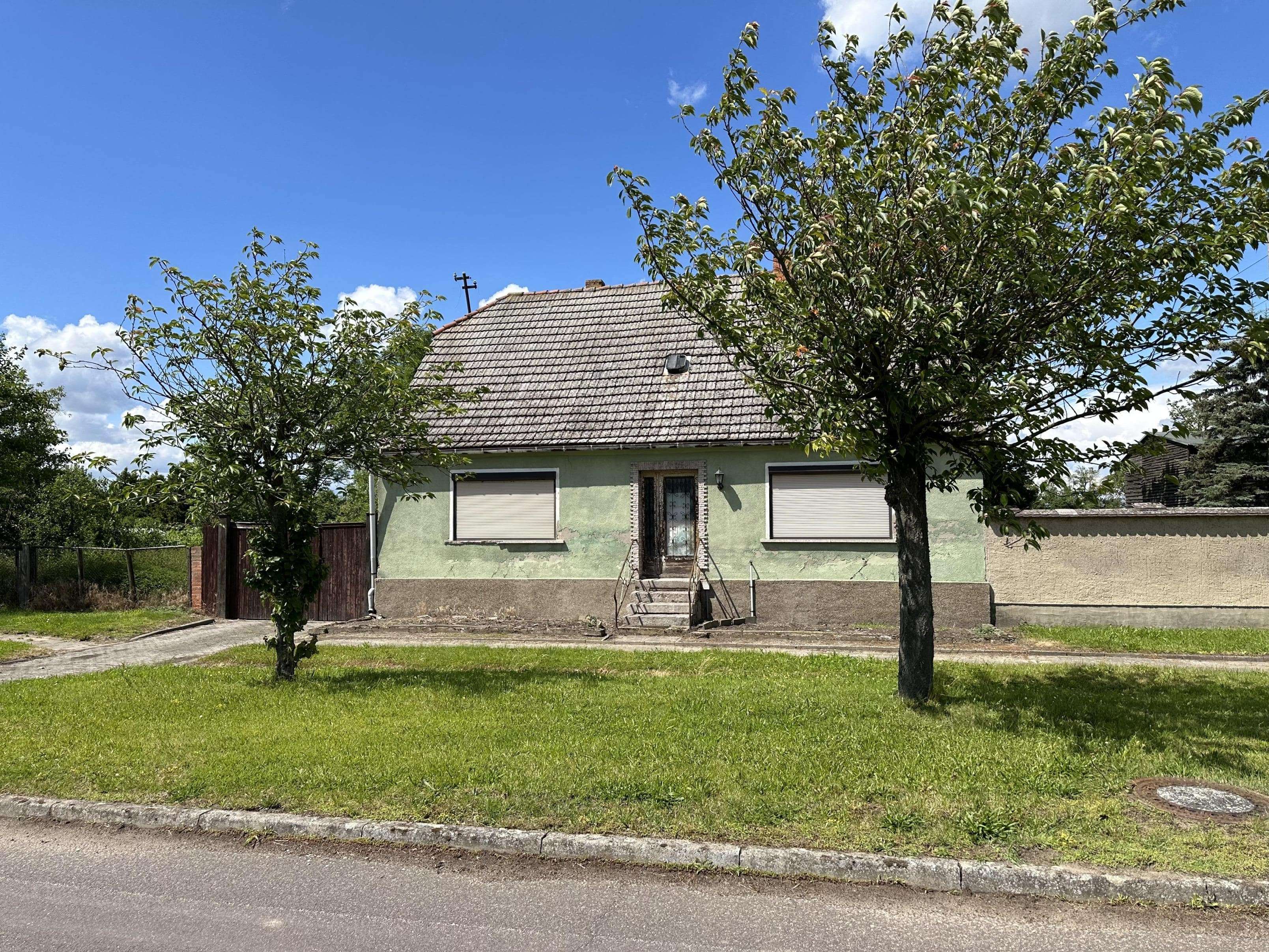 Einfamilienhaus mit großen Grundstück für Handwerker, Jerichower Land Kreis – Bild 3