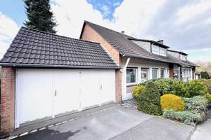 Helle ETW in toller WEG mit Garage, EBK und Garten