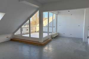 Lichtdurchflutete Dachgeschosswohnung wartet auf Sie! 1 NKM als Renovierungskostenzuschuss! – Große-Leege-Straße 50 A, 13055 Berlin – Vorschaubild 1