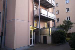 Vollmöblierte befristete 3-Zimmer-Wohnung mit Einbauküche in Augsburg – Vogelmauer 33, 86152 Augsburg – Vorschaubild 9