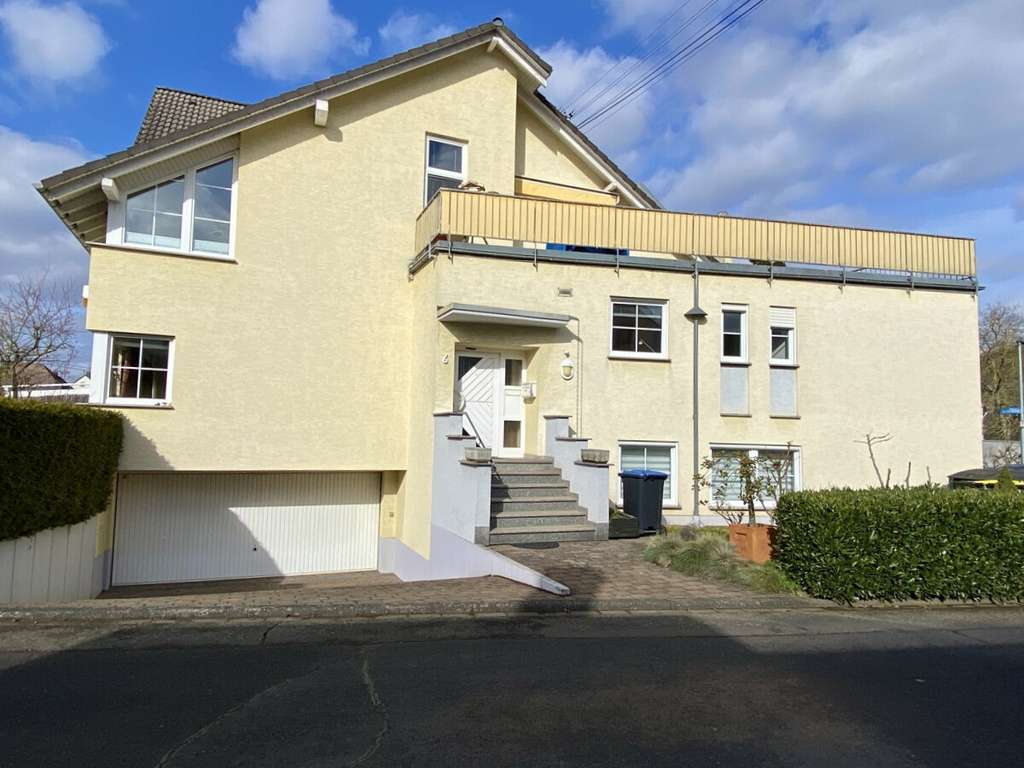 Immobilie in Spay - Große Eigentumswohnung - Wohngefühl wie im eigenen Haus - Bild 1