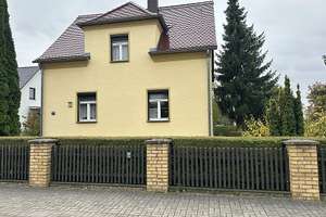 Einfamilienhaus mit Doppel-Garage in Taucha und großem Garten – Die vollständige Adresse der Immobilie erhältst du vom Anbieter., 4425 Taucha – Vorschaubild 1