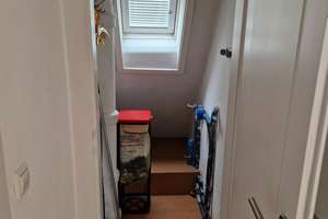 2,5-Zimmer-DG-Wohnung mit EBK in Stuttgart-Süd/Heslach – Die vollständige Adresse der Immobilie erhältst du vom Anbieter., 70199 Südheim, Stuttgart – Vorschaubild 8