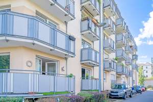 Helle 1-RW nach Sanierung * möbliert* Bad m. Dusche * 3. OG Lift * grüner Innenhof zur Mitnutzung * – Johann-Meyer-Straße 7 a, 1097 Leipziger Vorstadt, Dresden – Vorschaubild 8