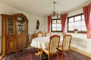 Exklusives Einfamilienhaus mit Einliegerwohnung mit Panoramablick und großem Garten in Heimsheim – Enzkreis – Vorschaubild 6