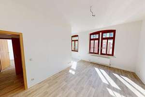 Bezugsfertige 2-Raum-Wohnung mit Dusche – Zwickauer Str. 178, 9116 Schönau, Chemnitz – Vorschaubild 1