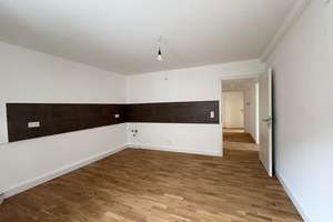 Trier-Süd - Renovierte 3 ZKB-Wohnung mit Balkon fußläufig zur Innenstadt – Südallee 14, 54290 Süd, Trier – Vorschaubild 4