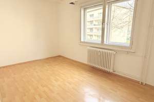 DIREKT AM SCHÄFERSEE! LICHTDUCHFLUTETE RENOVIERTE 2-ZIMMER WOHNUNG MIT BALKON IN REINICKENDORF – Die vollständige Adresse der Immobilie erhältst du vom Anbieter., 13407 Reinickendorf (Ortsteil), Berlin – Vorschaubild 4