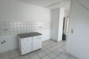 helle 2,5 Zimmer WOhnung im DG – Die vollständige Adresse der Immobilie erhältst du vom Anbieter., 47798 Stadtmitte, Krefeld – Vorschaubild 7