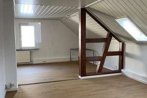 Prov frei – Frankfurt Heddernheim, Charmante 2-Zimmer Wohnung, 2. OG, frisch saniert – 60439 Heddernheim, Frankfurt am Main – Vorschaubild 2