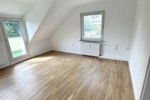 3-4 Zimmer Wohnung Top saniert  ( inkl. Jugendzimmer oder Büro)