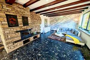 Traumhaft sanierte ca. 300m² Villa mit Einliegerwohnung oder Büro, und großer Garage – Neunkirchen (Kreis) – Vorschaubild 20
