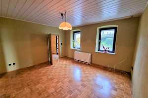 +++ Großzügiges Ein- bis Zweifamilienhaus mit sonnigem Garten, Garage und Nebengebäude in bevorzu... – Pirmasens – Vorschaubild 15