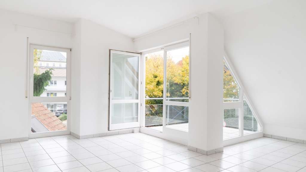 Immobilie in Königstein - Habl Immobilien - Wohnqualität im Taunus: Charmante 3-Zimmer-Wohnung mit Balkon in Königstein - Bild 1