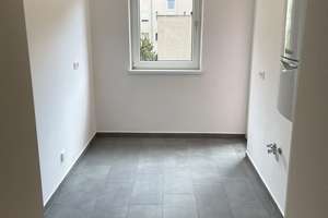 Sofort frei & ohne Provision - Renovierte 3-Zimmer-Wohnung mit Balkon – U-Bahn um die Ecke – Die vollständige Adresse der Immobilie erhältst du vom Anbieter., 90461 Hummelstein, Nürnberg – Vorschaubild 5