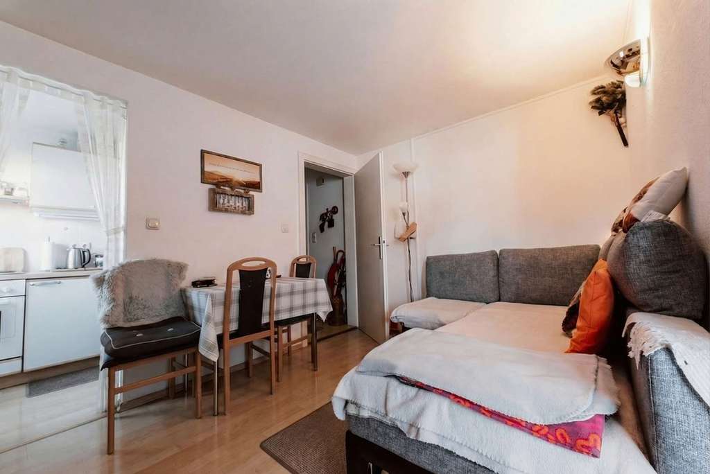 Immobilie in Miesbach - Bezahlbares Investment unter 150k: Vermietete 1-Zimmer-Wohnung zur Anlage mit Balkon in Miesbach - Bild 4