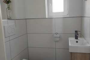 Helles 12 m²-WG-Zimmer in hochwertiger, neu gegründeter 2er-WG (57 m² Wohnung) – Die vollständige Adresse der Immobilie erhältst du vom Anbieter., 70469 Siegelberg, Stuttgart – Vorschaubild 4