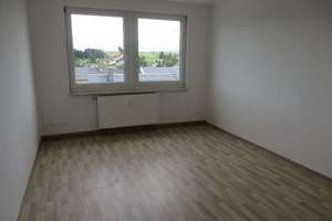 Möbel aufbauen & einziehen! Schicke 3-Raum-Wohnung – Beethovenstraße 12, 7952 Pausa/Vogtland – Vorschaubild 6