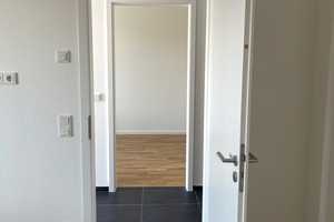 Sehr exklusive 3ZKB Wohnung am neuen Petrisberg (Am Turm Luxemburg) mit Blick ins Grüne, ab 01.09.25 – Beim Turm Luxemburg 25, 54296 Trier – Vorschaubild 5