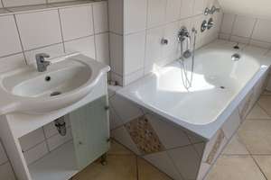 Maintal-Dörnigheim, freistehendes 3-Familien-Haus, 663 m² Grdst., 207 m² Wfl., 2 Garagen, 640.000,- – Die vollständige Adresse der Immobilie erhältst du vom Anbieter., 63477 Maintal – Vorschaubild 11
