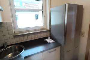 Dresden-Cotta - prov.frei, ruhige, mod. 1 Zi.-Whg. mit Balkon, sep. Küche mit Einbauten u. TG Stpl. – Sachsdorfer Str. 15, 1157 Cotta (Stadtteil), Dresden – Vorschaubild 9