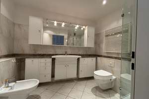 Gut geschnittene lichtdurchflutete 3 Zimmer Wohnung – Die vollständige Adresse der Immobilie erhältst du vom Anbieter., 40545 Oberkassel, Düsseldorf – Vorschaubild 9