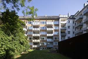 Umfassend sanierte 3-Zimmer-Wohnung mit Balkon – Erstbezug nach Modernisierung – Sportstr. 22, 50737 Weidenpesch, Köln – Vorschaubild 2