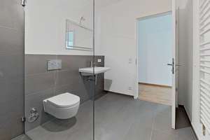 Gehobener Wohnkomfort im Grünen: Neuwertiges 3-Zimmer-Designobjekt mit sonniger Terrasse und EBK – Rosmarinweg 3, 38446 Steimker Berg, Wolfsburg – Vorschaubild 8