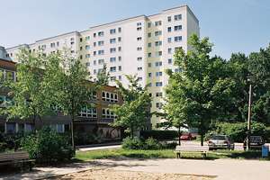 Hell geschnittene Wohnung für eine Familie  – Am Berl 2, 13051 Neu-Hohenschönhausen, Berlin – Vorschaubild 2
