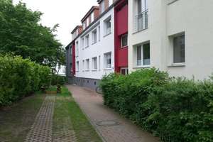 DG Wohnung mit Balkon in Uni-Nähe