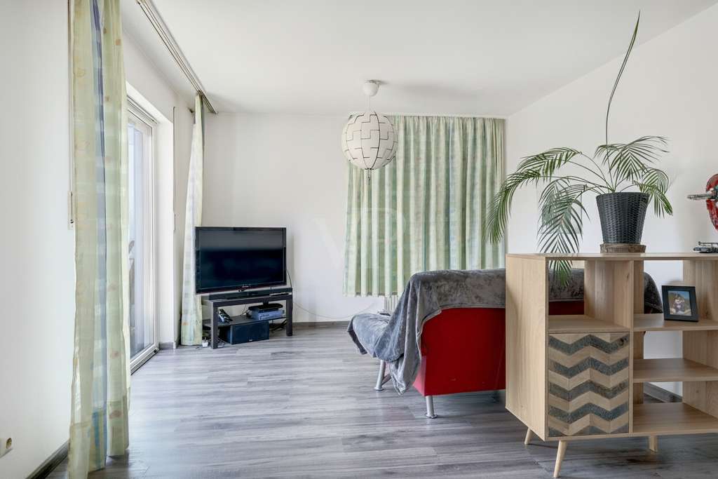 Immobilie in Leonberg - Helle Wohnung mit Balkon und Tiefgaragenstellplatz - Bild 3