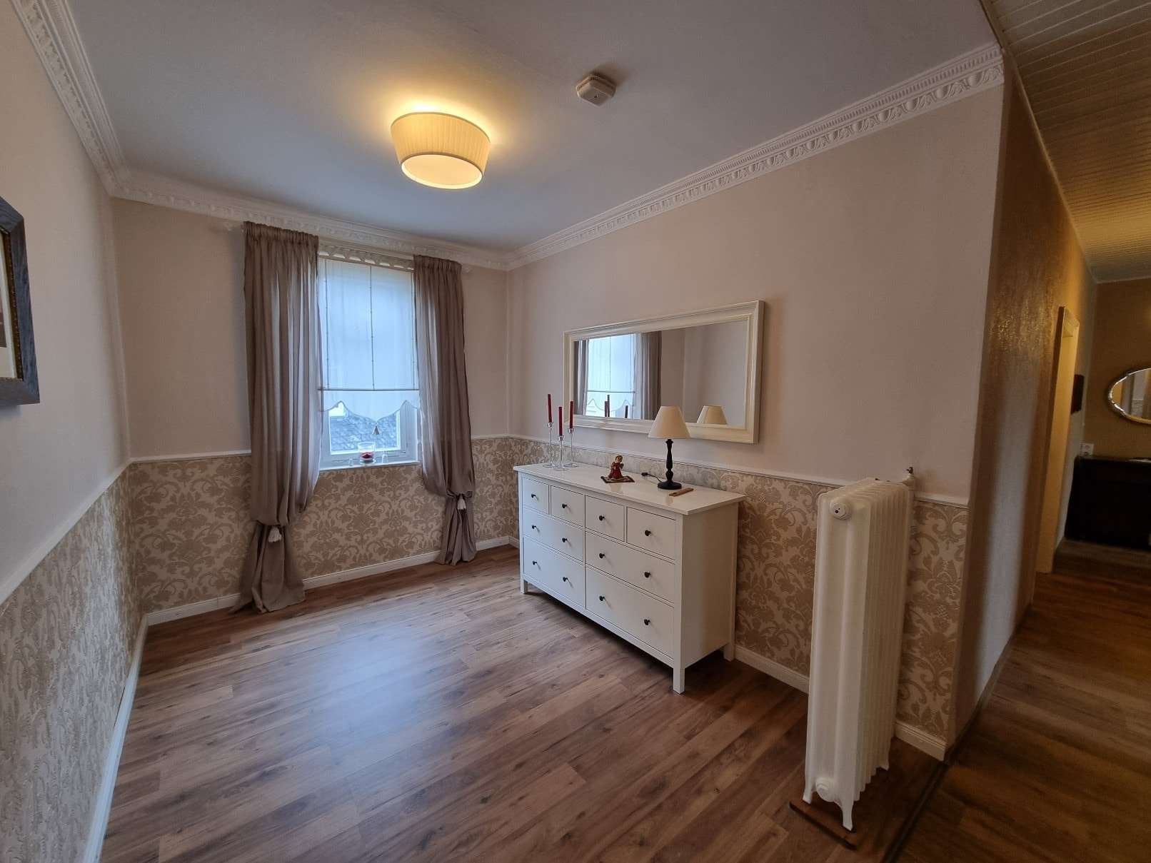 Immobilie in Untermerzbach - Großzügiges Wohnhaus mit Gewerbeeinheit, Garagen und kleinem Garten in zentraler Lage von Untermer - Bild 13