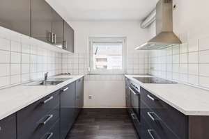 Charmante 3,5-Zimmer-Wohnung mit guter Aufteilung, Balkon, Einbauküche und zwei Stellplätzen – Die vollständige Adresse der Immobilie erhältst du vom Anbieter., 74399 Walheim – Vorschaubild 9