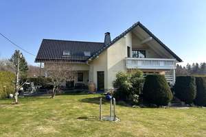 Plauen-Bestlage: Modernes Zweifamilienhaus mit Einliegerwohnung – Die vollständige Adresse der Immobilie erhältst du vom Anbieter., 8547 Jößnitz, Plauen – Vorschaubild 2