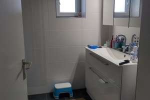 Von Privat zu Vermieten: TOP drei Zimmer + Wohnküche und Privatgarten  – Die vollständige Adresse der Immobilie erhältst du vom Anbieter., 81247 Obermenzing, München – Vorschaubild 12