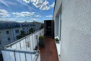 Geschmackvolles Penthouse mit 2,5 Zimmern in Düsseldorf – Die vollständige Adresse der Immobilie erhältst du vom Anbieter., 40470 Mörsenbroich, Düsseldorf – Vorschaubild 12