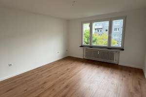 Exklusive kernsanierte 4-Zimmer-Wohnung mit hochwertiger Luxusausstattung und 2 Balkonen in Südstadt – Lischkestr. 00, 42119 Elberfeld, Wuppertal – Vorschaubild 3