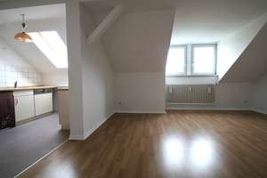 +++ Dachgeschosswohnung mit Einbauküche.....+++ – Ulmenstraße 18, 9112 Kaßberg, Chemnitz – Vorschaubild 7