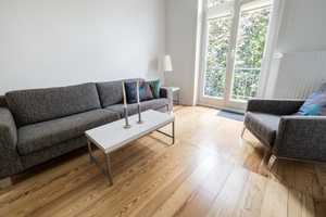 2-Zimmer-Altbauwohnung MODERNISIERT und MÖBLIERT mit Balkon in Winterhude Mühlenkamp / Kuhnsweg – Kuhnsweg 6, 22303 Hamburg – Vorschaubild 1