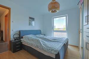 Skyline-Blick & Parknähe: Moderne 2-Zimmer-Oase mit Einbauküche und TG-Stellplatz am Rebstockpark! – Die vollständige Adresse der Immobilie erhältst du vom Anbieter., 60486 Bockenheim, Frankfurt am Main – Vorschaubild 7